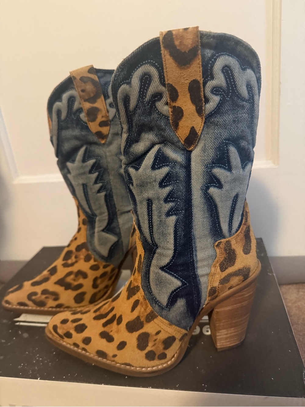 Dingo Tispy Leopard Boots